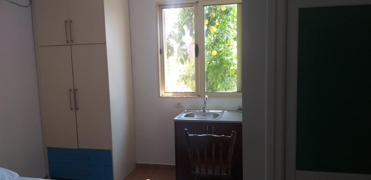 Holidays In Saranda Exterior photo